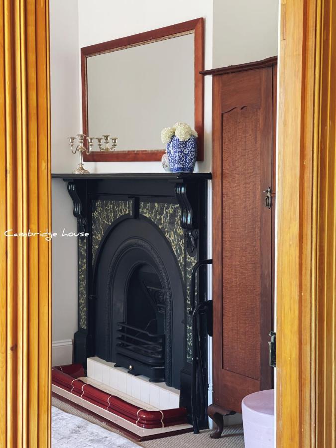 Cambridge House Breakfast & Bed Bed & Breakfast Geeveston Ngoại thất bức ảnh
